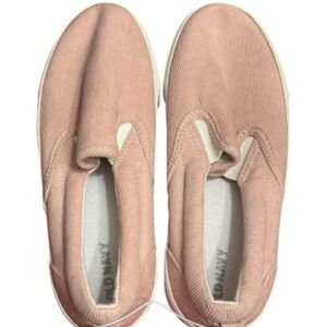 NWT Old Navy Pink Corduroy Slip-On Sneakers size 4